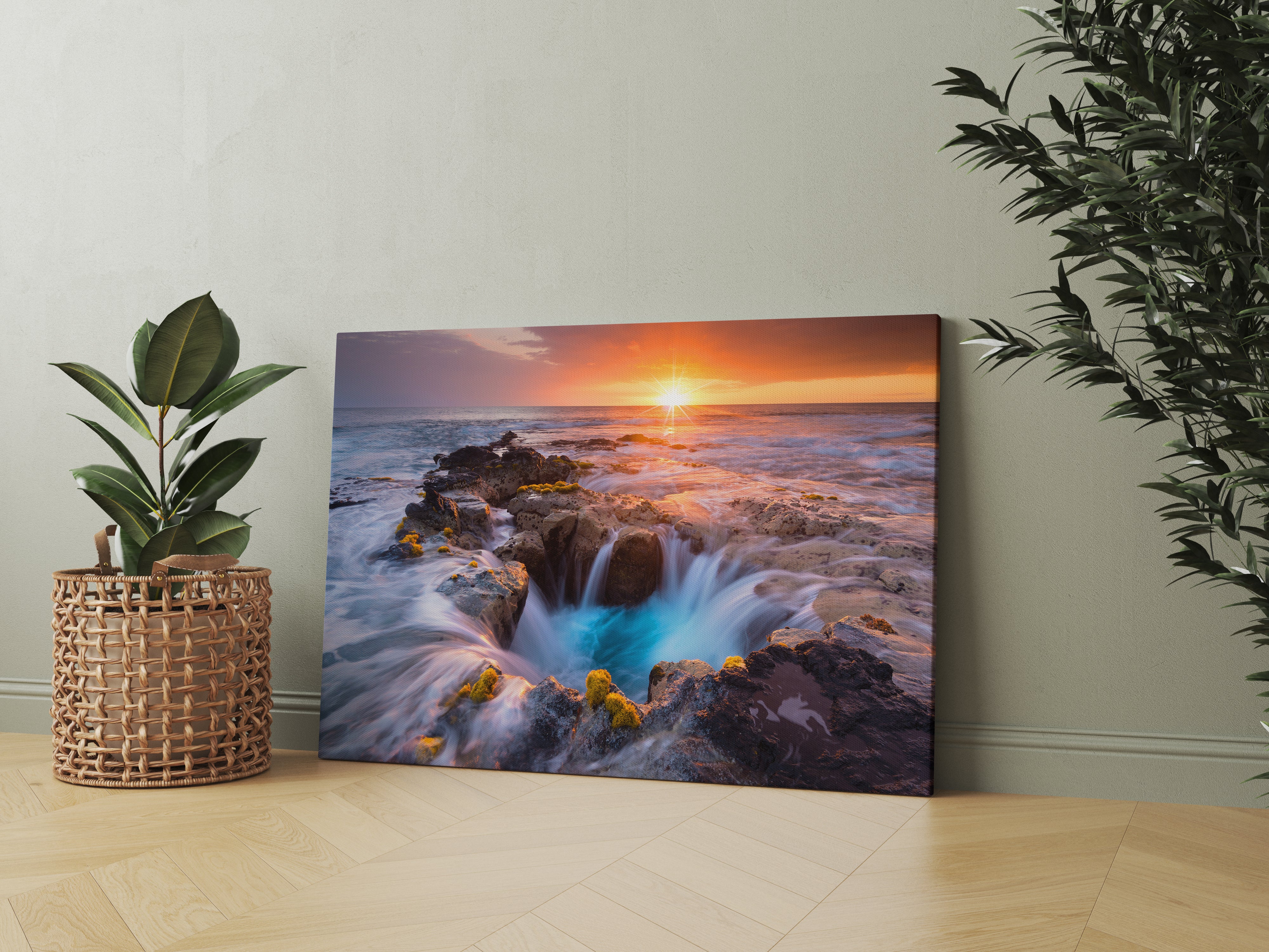Beautiful Water and Sun View Canvas Wall Painting