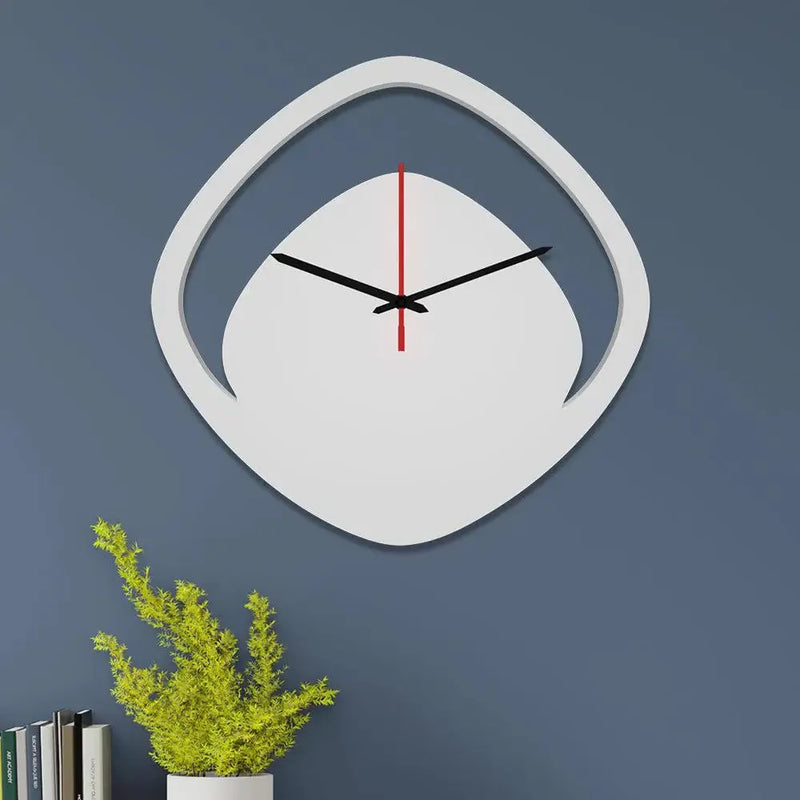 Wall Clock in Boomerang Shape